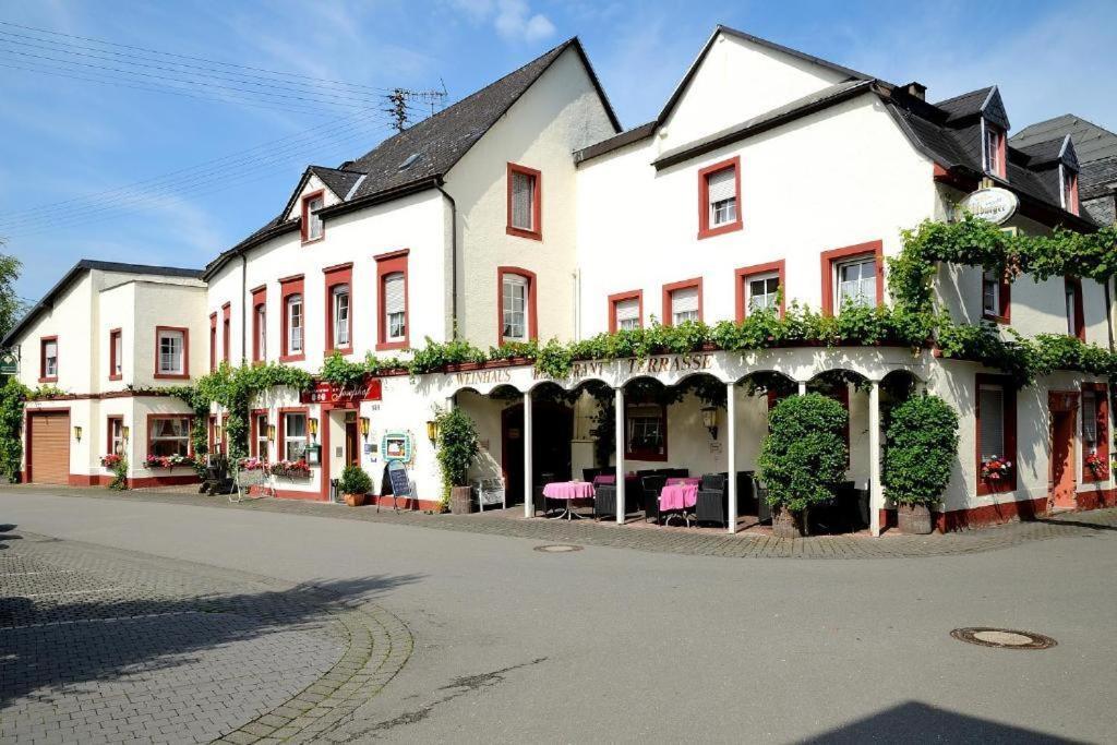 Weinhaus Hotel Zum Josefshof Graach Ngoại thất bức ảnh