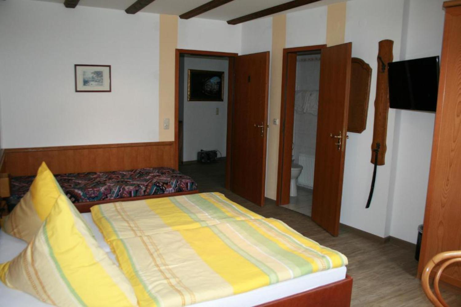 Weinhaus Hotel Zum Josefshof Graach Phòng bức ảnh