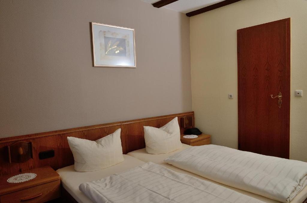 Weinhaus Hotel Zum Josefshof Graach Phòng bức ảnh